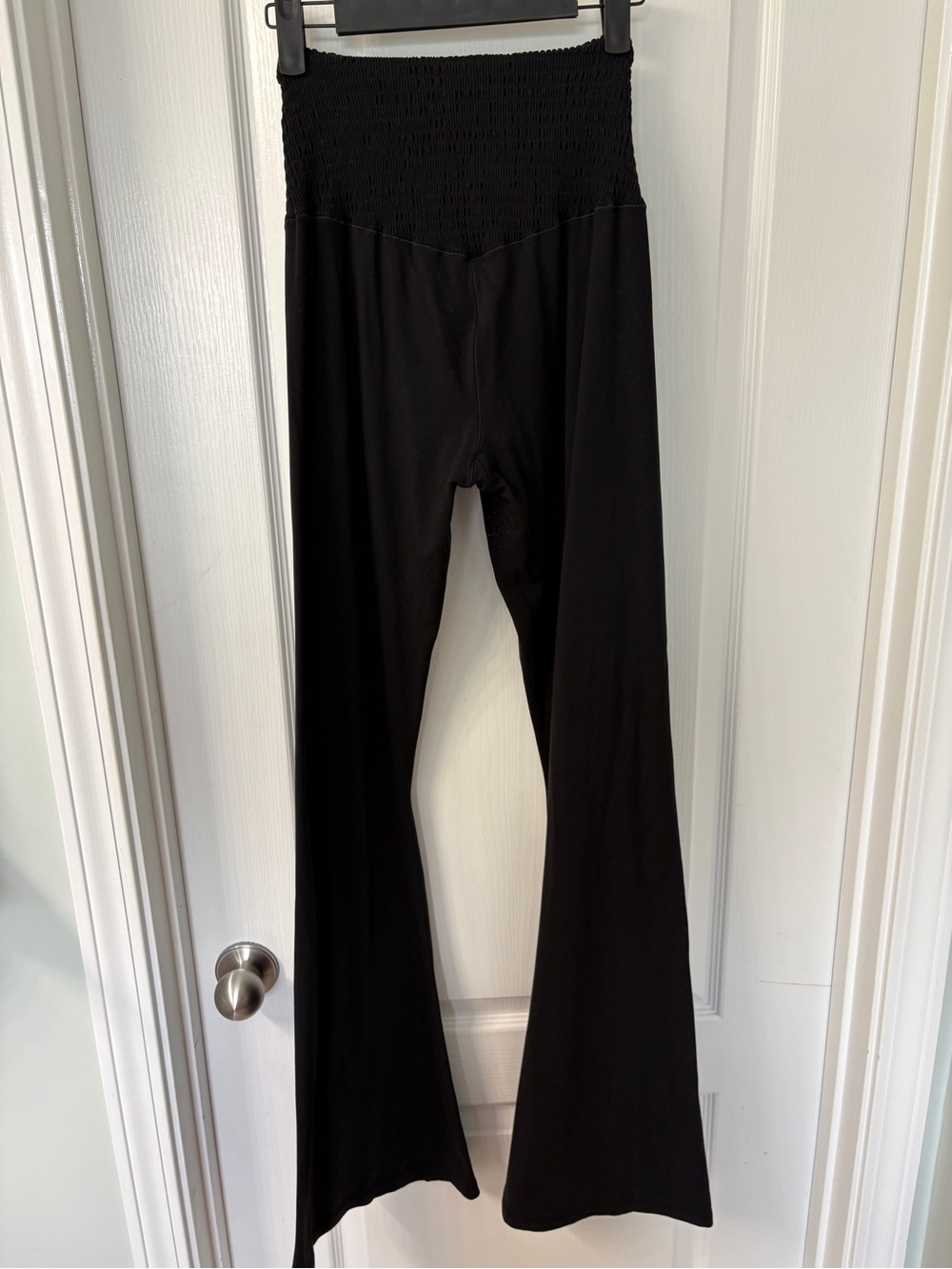 Offline by Aerie Black Real Me Super Flare Hi-Rise Legging Size Large Long - Picture 5 of 6
